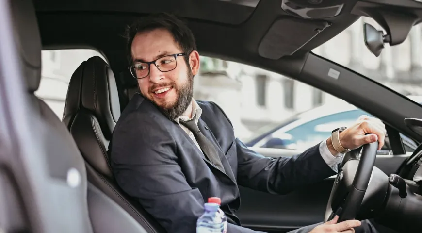 Anreise vom Flughafen Orly ins Stadtzentrum von Paris 