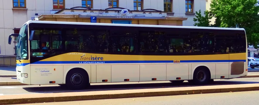 Wie komme ich vom Flughafen Nizza ins Stadtzentrum 