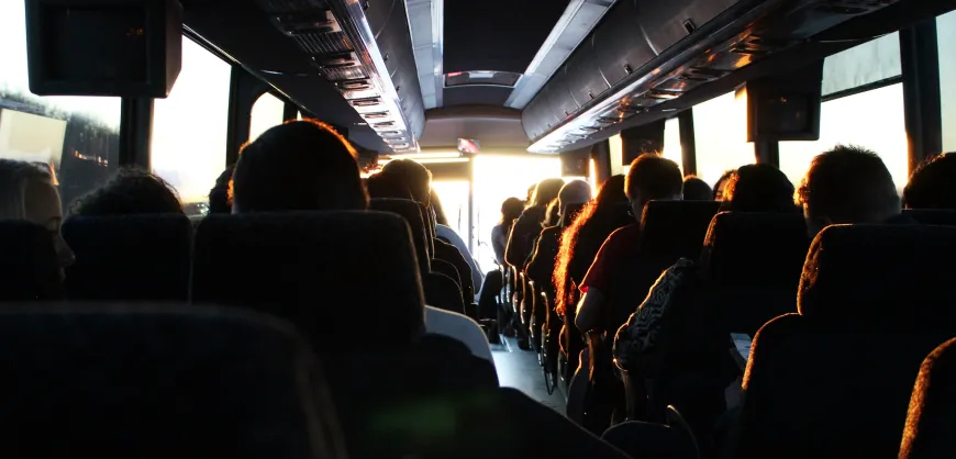 Wie komme ich vom Flughafen Nizza nach Menton 