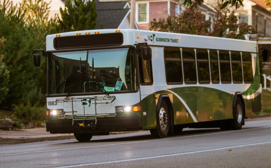 Wie komme ich von Nizza nach Saint-Raphaël