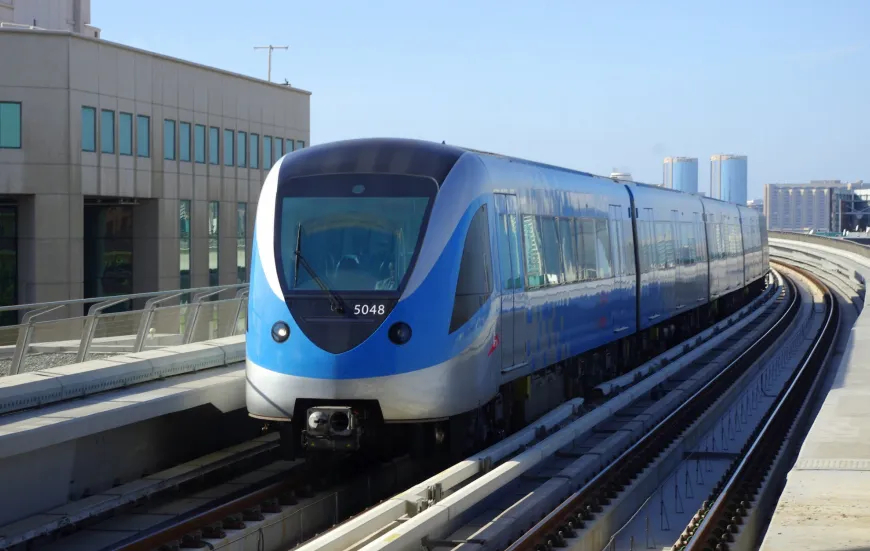 So Gelangen Sie von Palm Jumeirah zum Dubai Airport Center