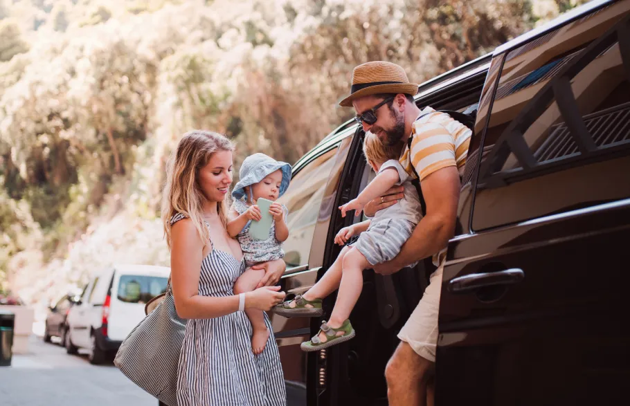 paphos airport taxi service