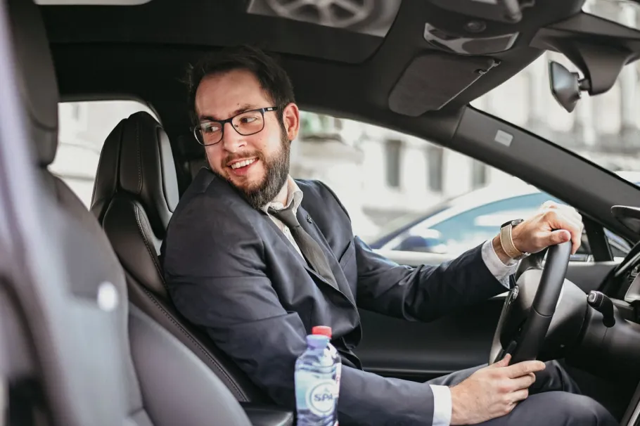 Pariser Flughafentransfers und Taxis 