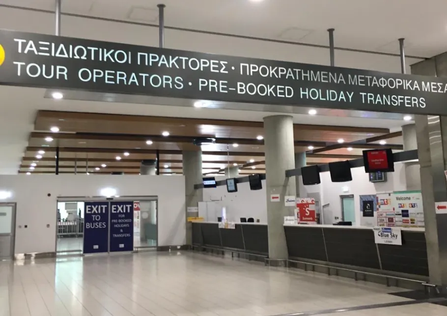 larnaca airport taxi