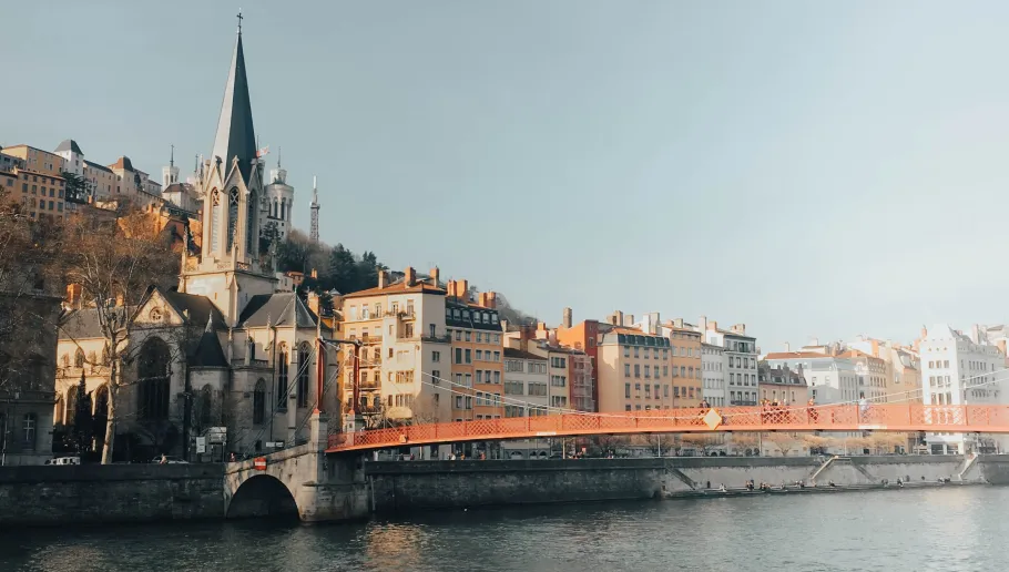 Transfer vom Flughafen Lyon 