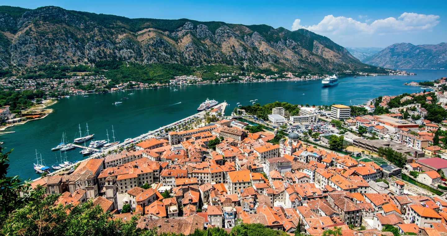 Wie Kommt man vom Flughafen Tivat nach Kotor in Montenegro?