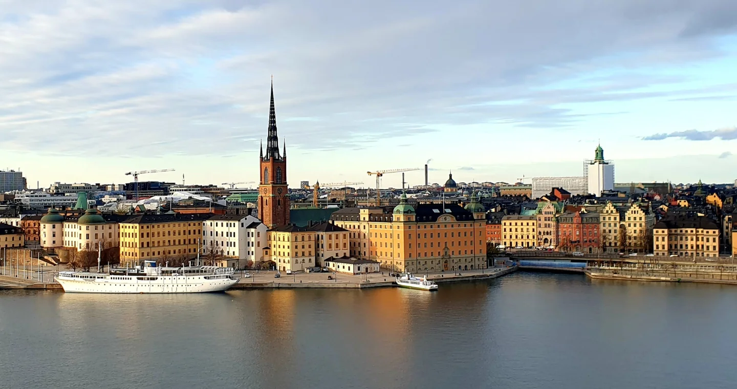 La Mejor Manera de llegar Desde el Aeropuerto de Estocolmo al Centro de la Ciudad