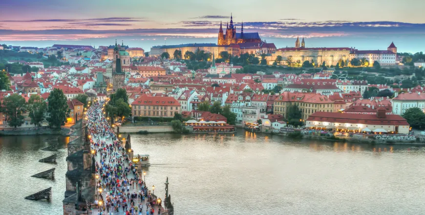 How to get from Prague Airport to Prague City Center