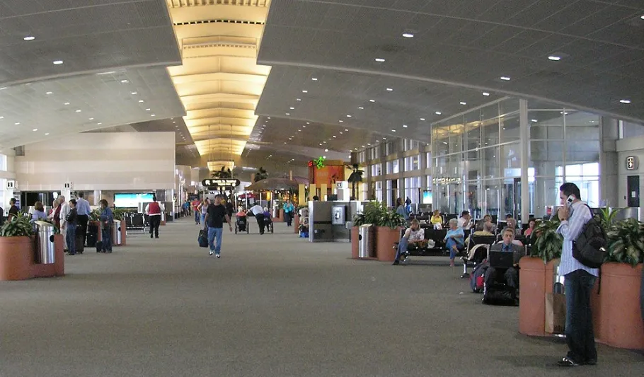 Aeropuerto de Tampa Servicio de Transporte y Taxi