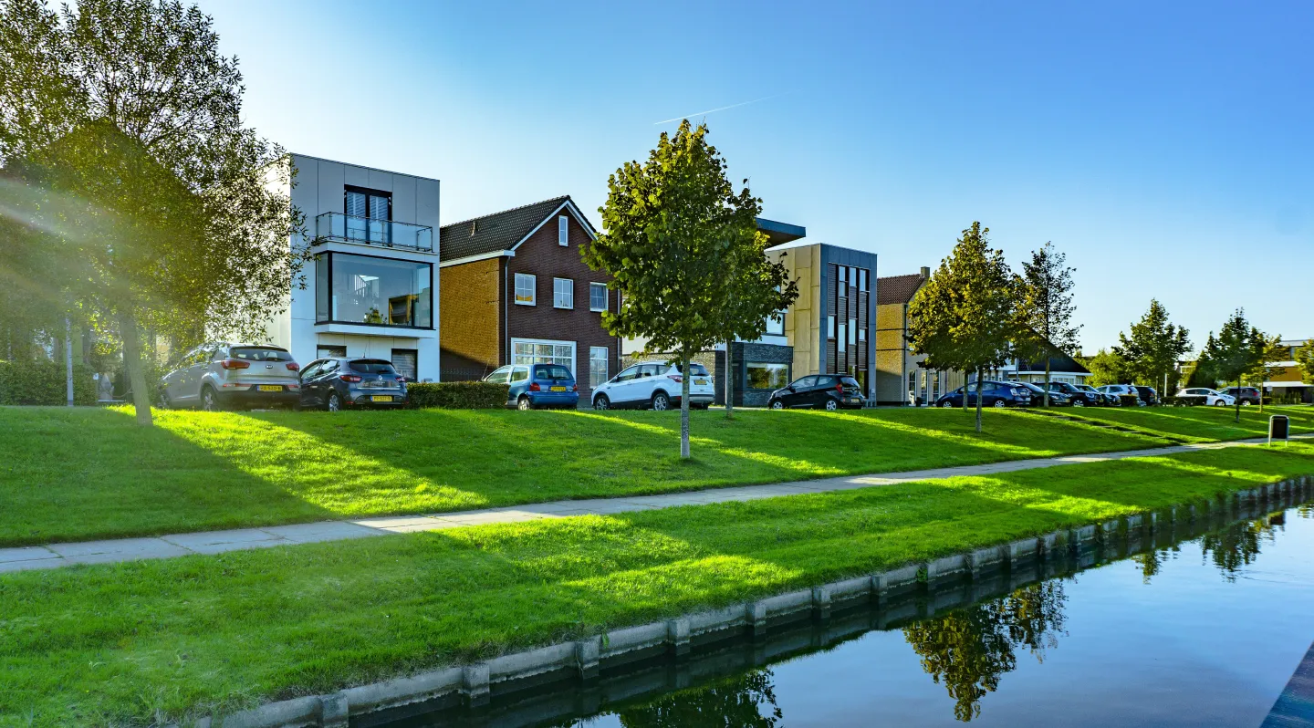 Cómo ir de Aeropuerto de Ámsterdam a Almere