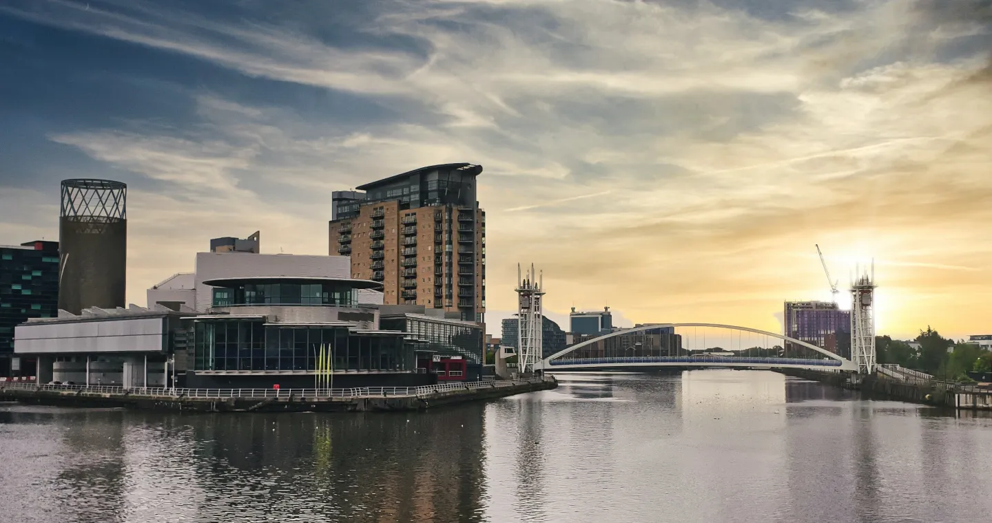 Cómo ir de Liverpool a Aeropuerto de Manchester