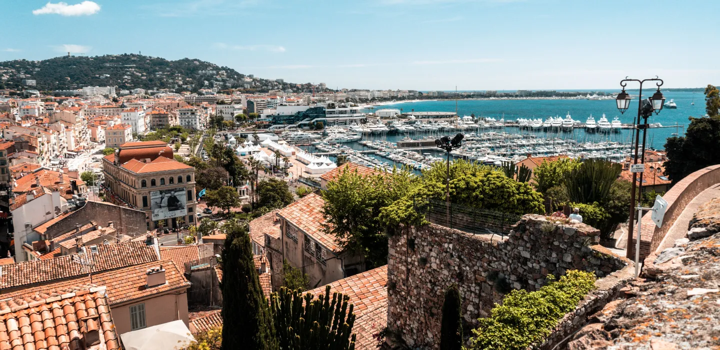 Сomment Aller de l'Aéroport de Nice à Cannes