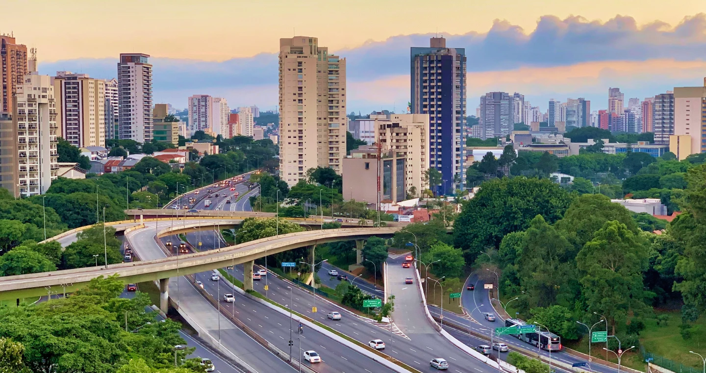 Сomment Aller de Aéroport de Guarulhos à Suzano au Brésil