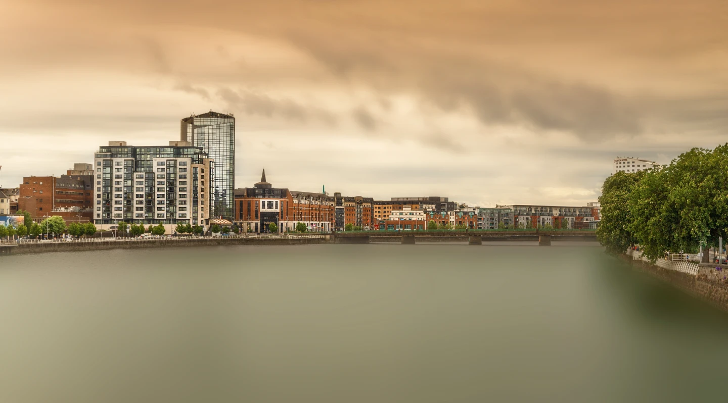 Сomment Aller de Limerick à Aéroport de Dublin