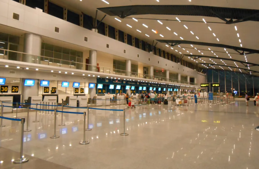 Μεταφορές και ταξί στο Αεροδρόμιο Da Nang