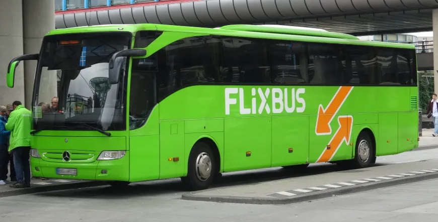 Autobus dal Centro di Lussemburgo All'aeroporto di Francoforte