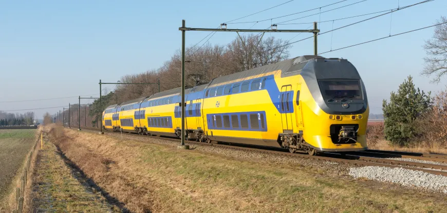 Esiste un Treno Dall'aeroporto di Amsterdam a Leida?