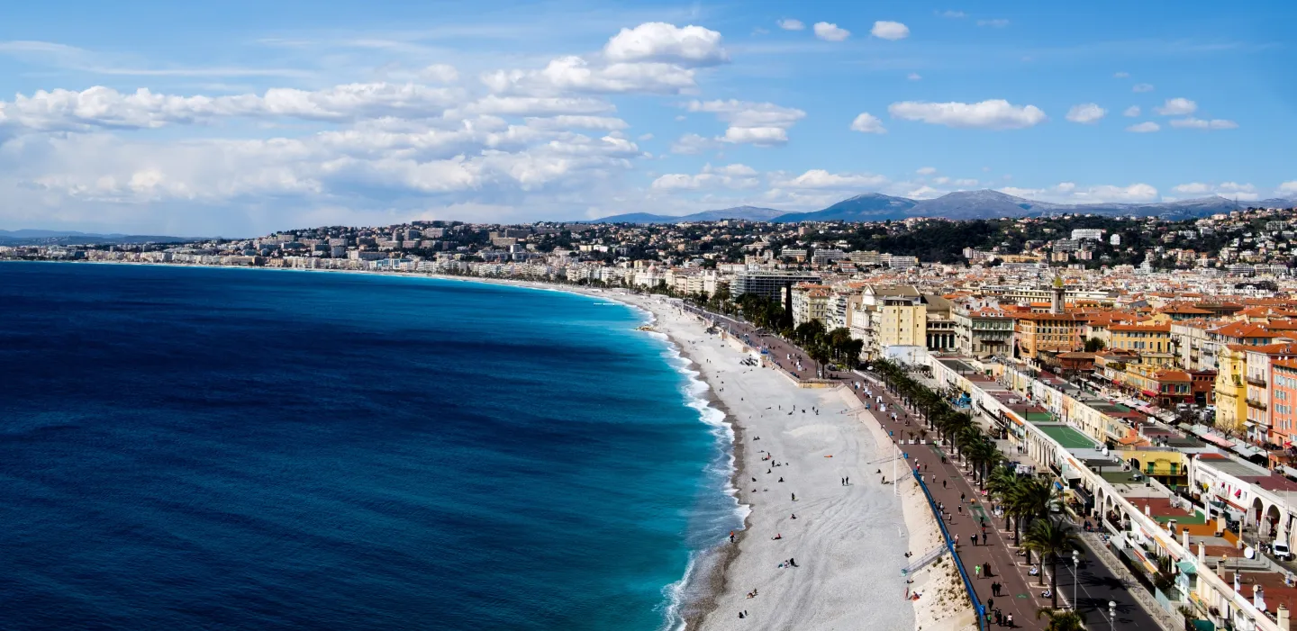 Jak Dostać się z Lotniska w Nicei do Centrum Nicei?