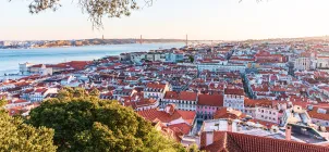 Jak Dostać się z Lotniska w Lizbonie do Centrum Miasta