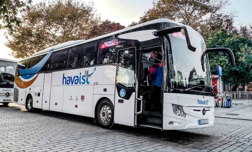Autobus z Lotniska Sabiha Gokcen do Placu Taksim
