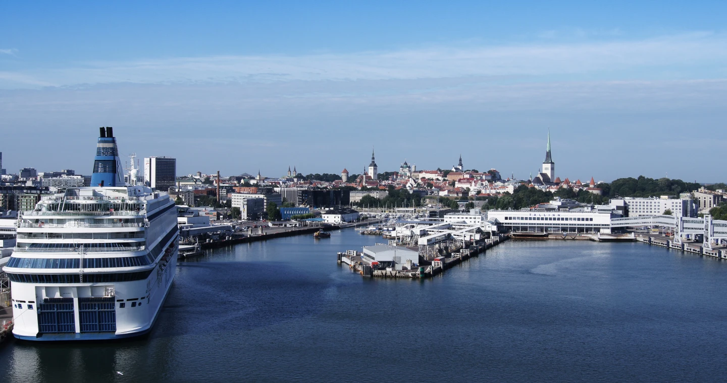 Jak Dostać się z Lotniska w Tallinie do Portu w Tallinie, Estonia