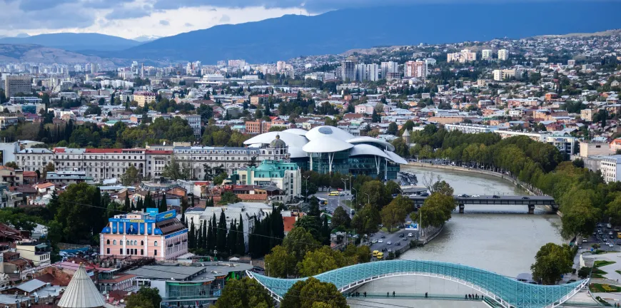 Как Доехать из Аэропорта Тбилиси в Центр Города