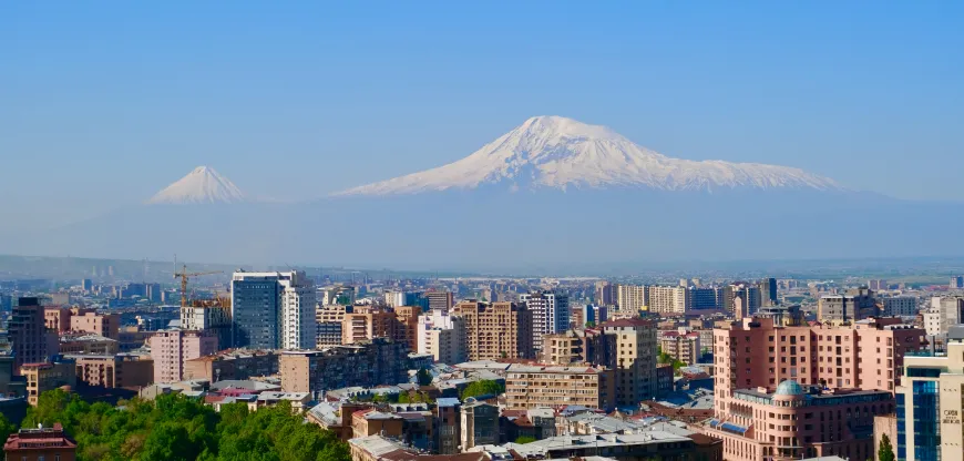 Как Доехать из Еревана в Тбилиси