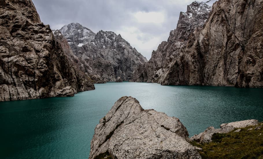 Трансфери з Аеропорту в Киргизстані