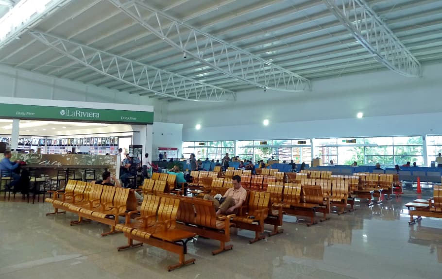 Трансфер на Таксі до Аеропорту Рафаель Нуньєс Картахена