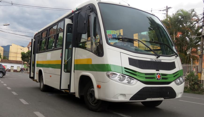 Як Дістатися з Аеропорту Медельїн до Центру Міста в Колумбії