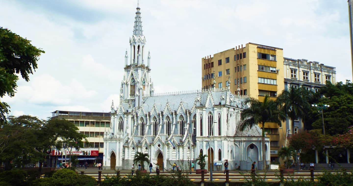 Як Дістатися від Аеропорту Калі до Центру Міста в Колумбії