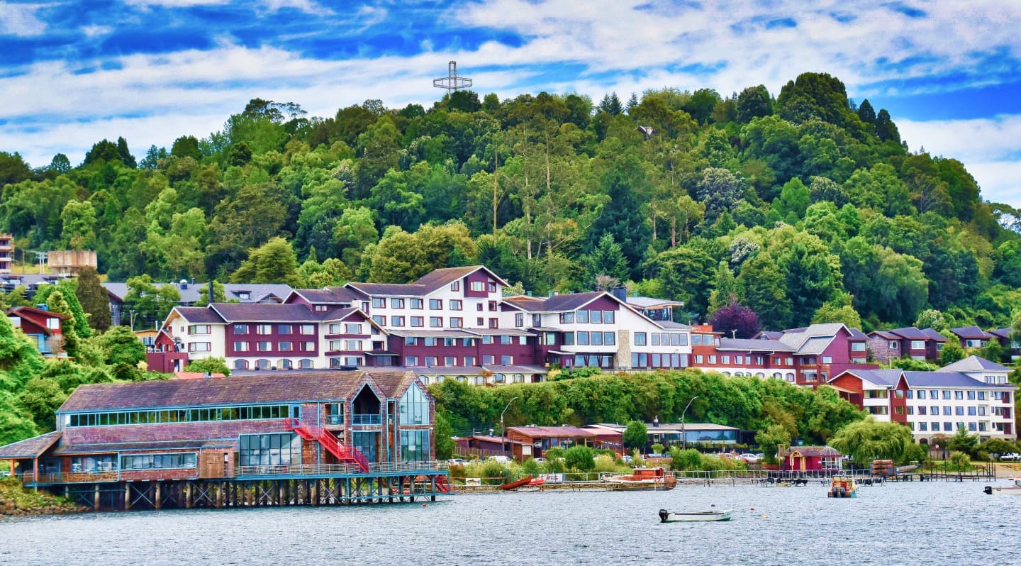 Як Дістатися з Аеропорту Пуерто Монт Ель Тепуаль до Пуерто Варас у Чилі