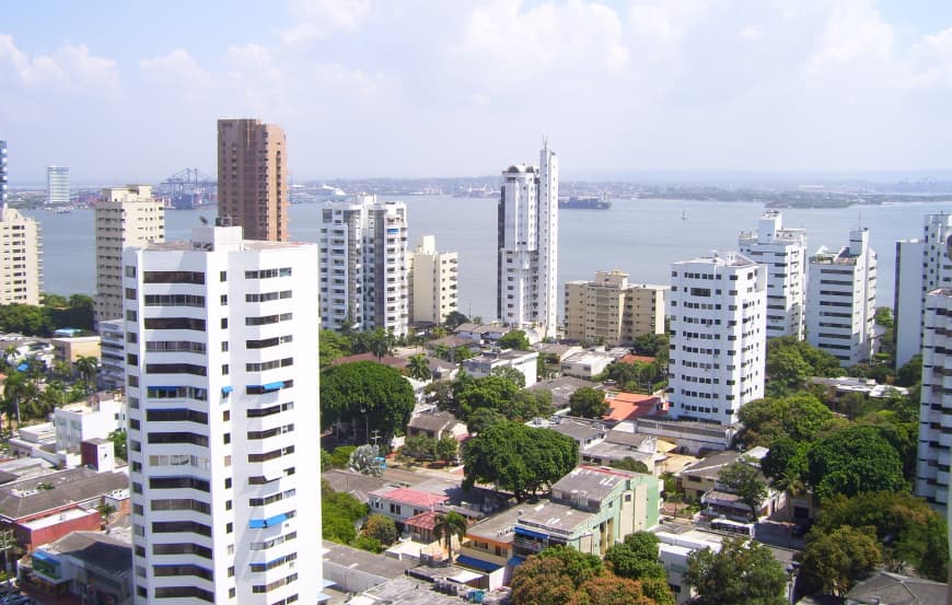 Як Дістатися з Аеропорту Барранкілья до Картахени в Колумбії