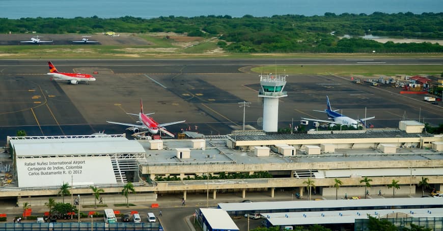 Як Дістатися з Аеропорту Барранкілья до Картахени в Колумбії