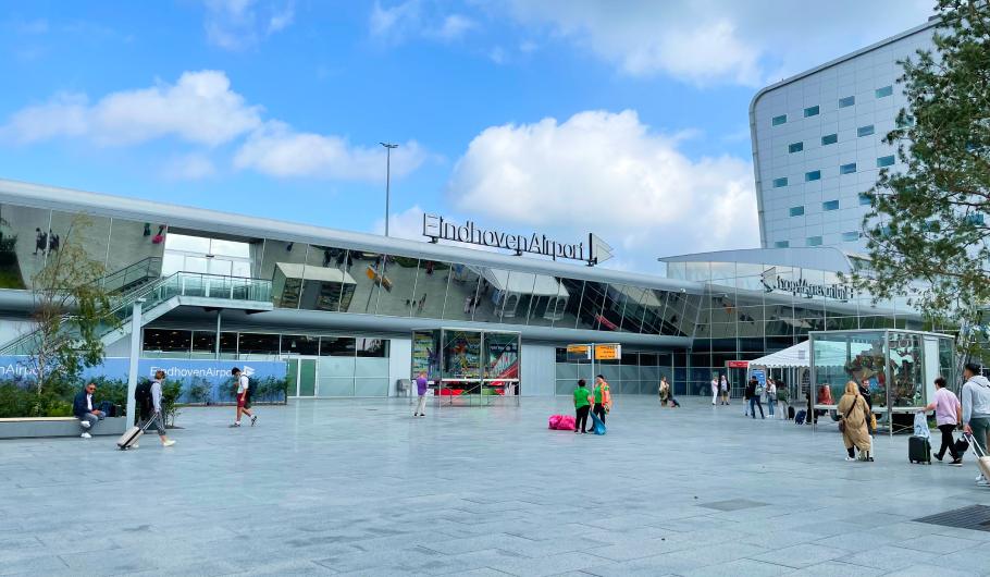 Таксі з Аеропорту Ейндховен