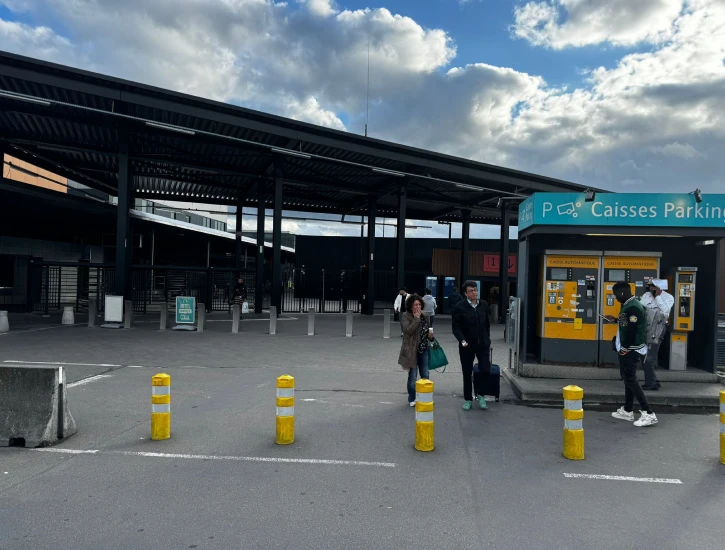 Brussels South Charleroi Airport Meeting Point