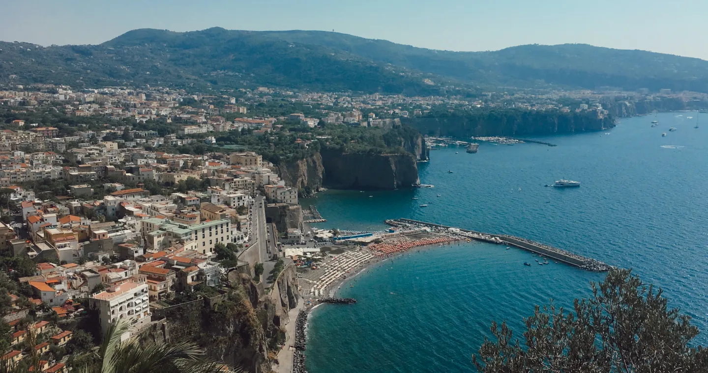 How to get from Naples to Sorrento