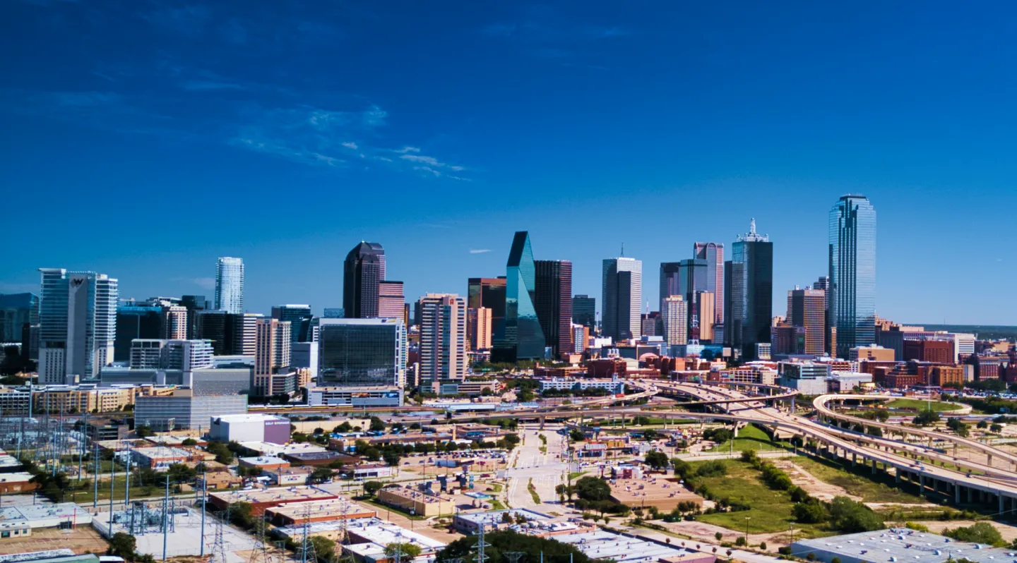 How to Get from Dallas Fort Worth to Dallas Love Field