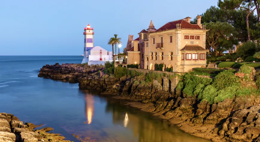 How to Get from Lisbon Airport to Cascais