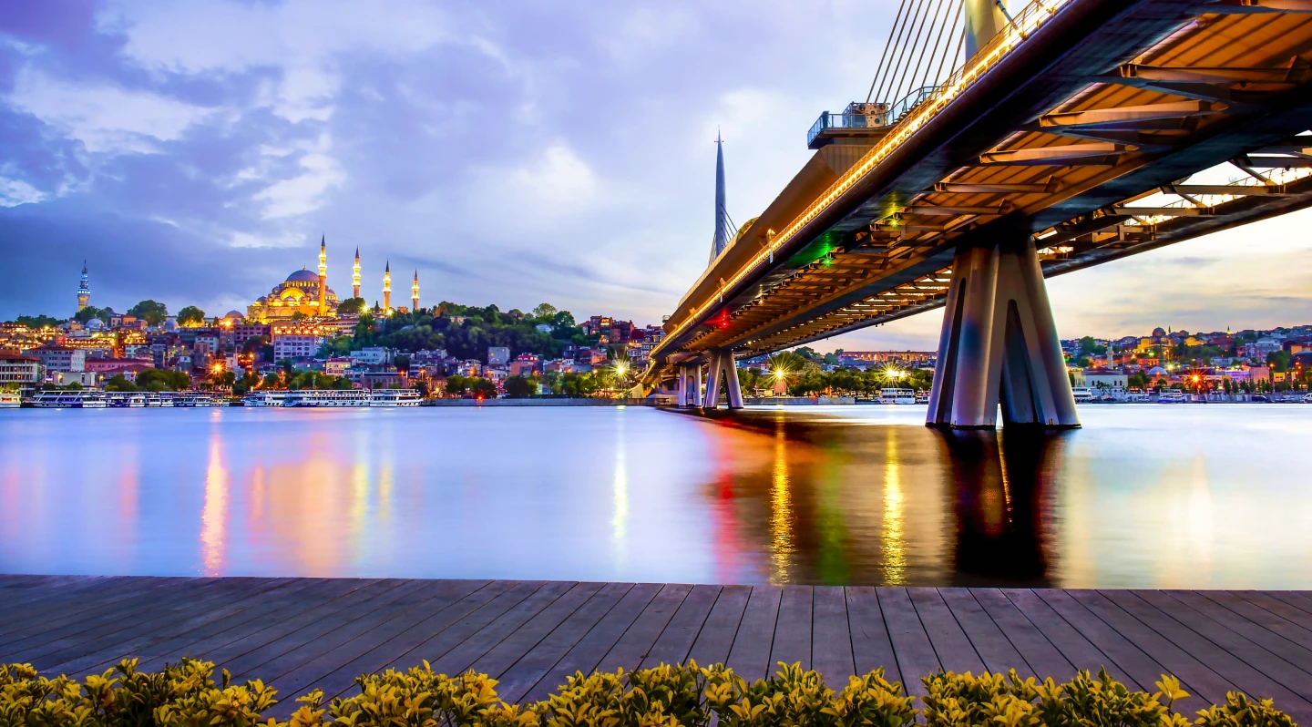 How to Get from Sabiha Gökçen Airport to Istanbul