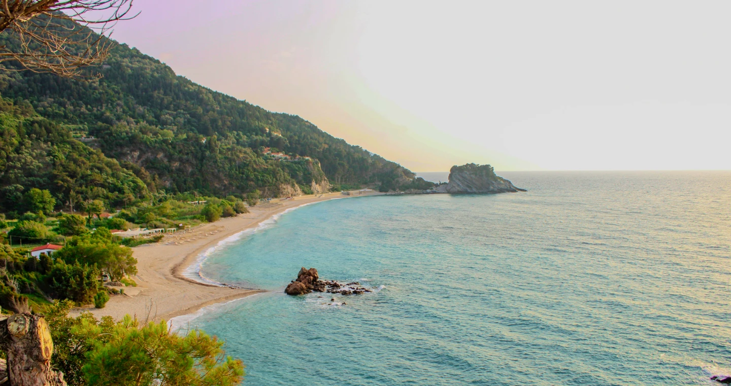 How to Get from Samos Airport to Karlovasi in Greece 