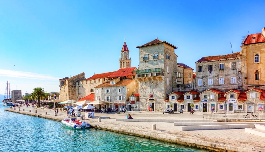 How to Get from Split Airport to Trogir in Croatia (5)