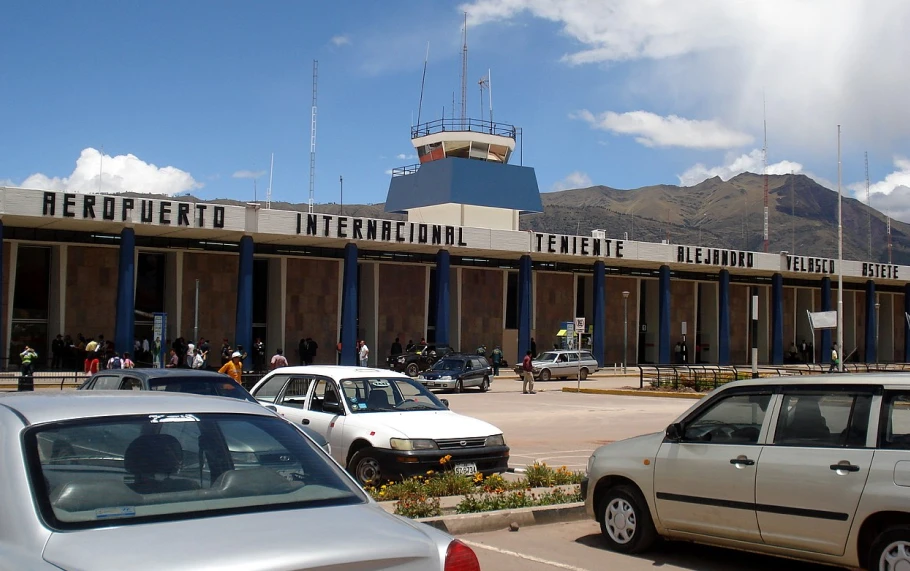 Alejandro Velasco Astete Cusco Airport Shuttle