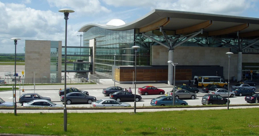 Transfery Lotniskowe w Cork