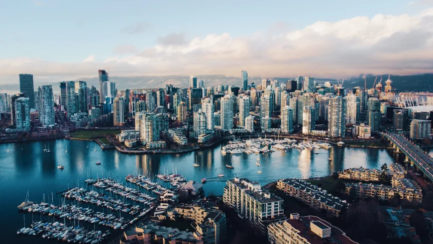 Jak Dostać się z Lotniska w Vancouver do Centrum Miasta