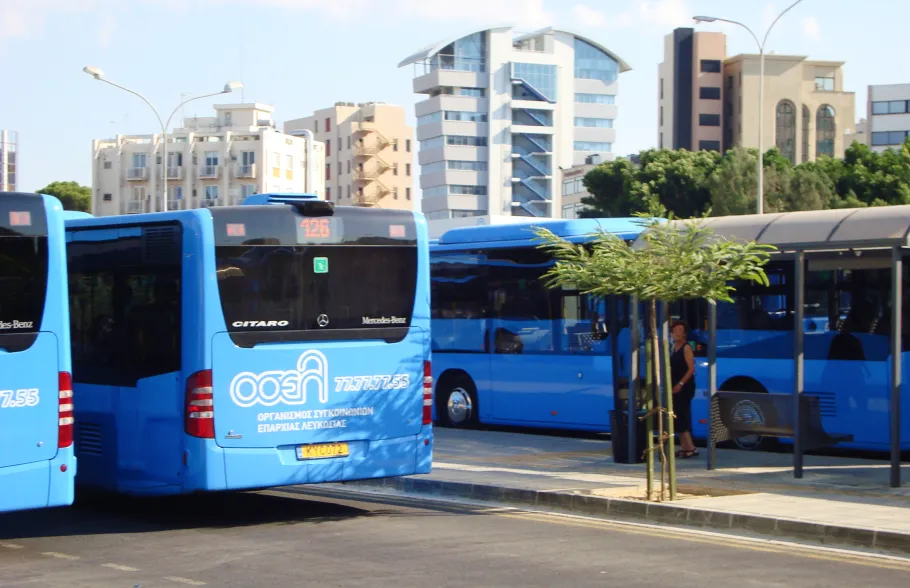 Larnaka Havalimanı'ndan Aya Napa'ya Taksi