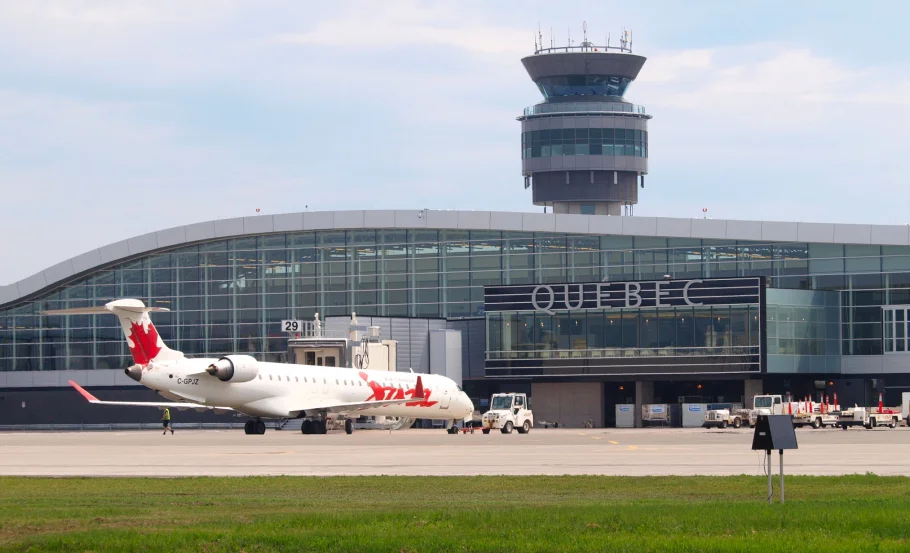 Quebec City Havaalanına Taksi