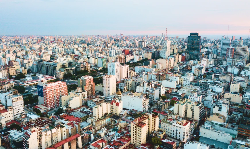 Jorge Newbery Havaalanından Buenos Aires'teki Ezeiza Havaalanına Nasıl Gidilir?